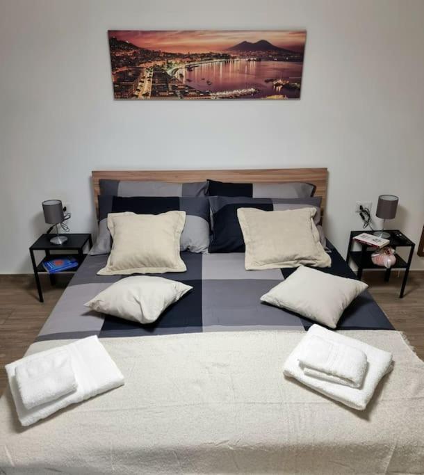 Casa Comoda E Centrale In Quartiere Storico Di Napoli المظهر الخارجي الصورة
