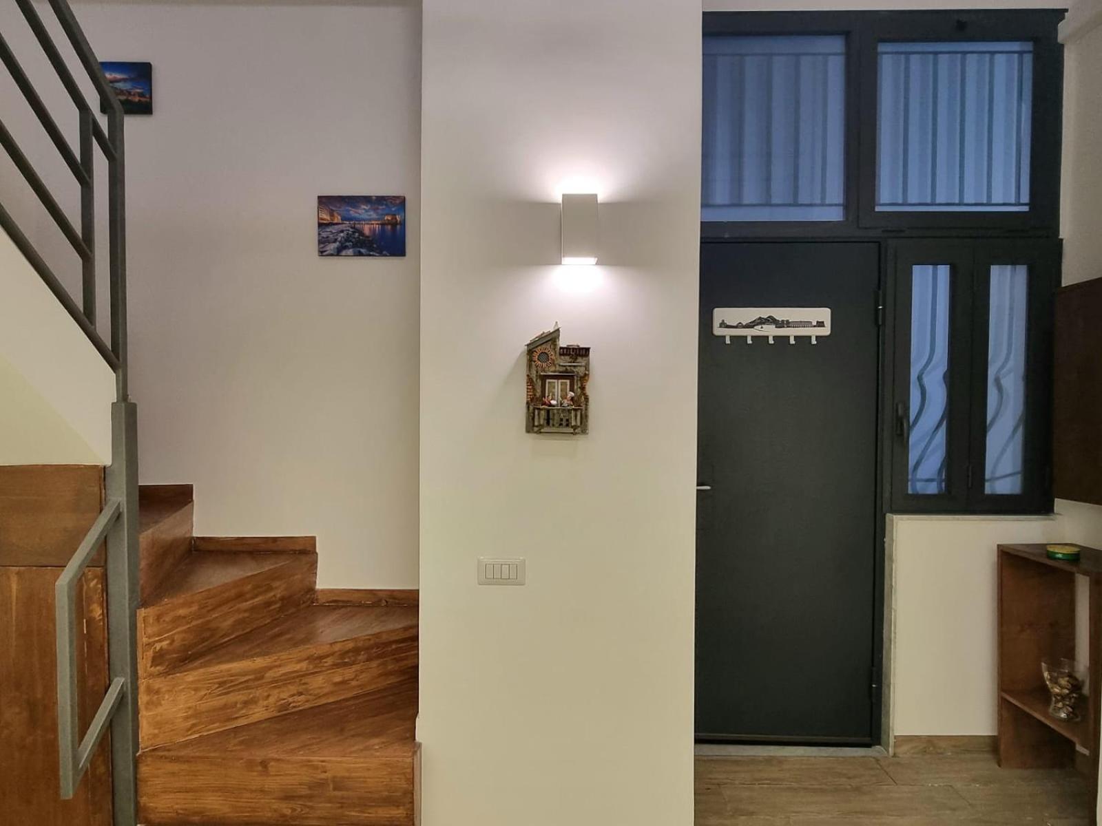 Casa Comoda E Centrale In Quartiere Storico Di Napoli المظهر الخارجي الصورة